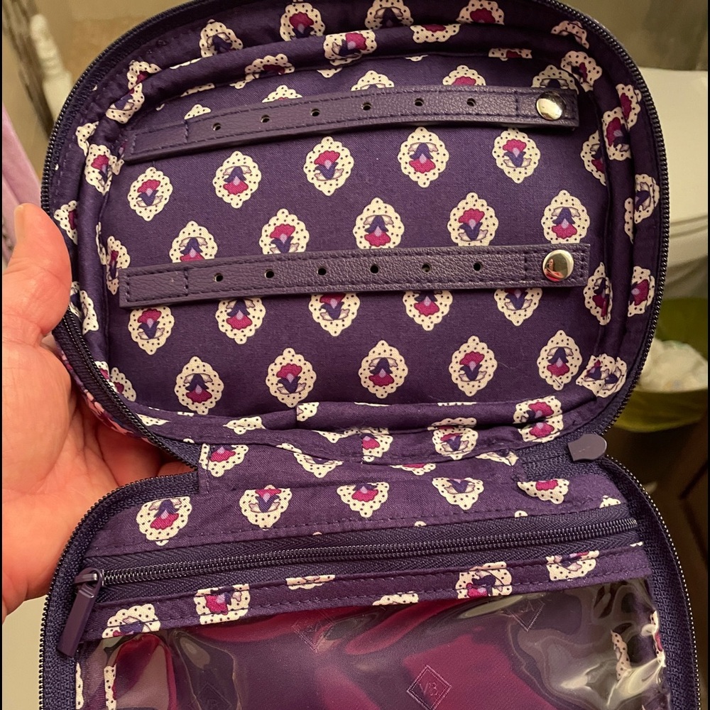 Jewelry train case